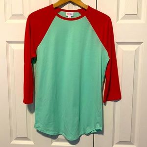 LulaRoe Randy t-shirt. 3/4 length sleeves. Teal and red size S